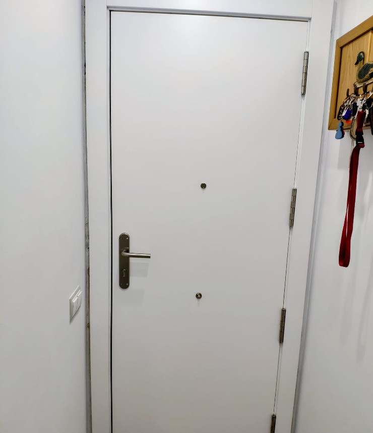 Puertas de seguridad.